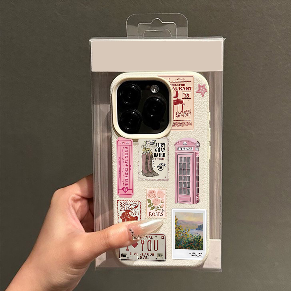 Phone Cases London - イギリス、ロンドン、電話ボックスのポスター、レトロなデザインのiPhoneケース。女性向け。iPhone 16 Pro Max、18、17、15、14、13、12、11 Plus、Airに対応。ソフトTPU素材。